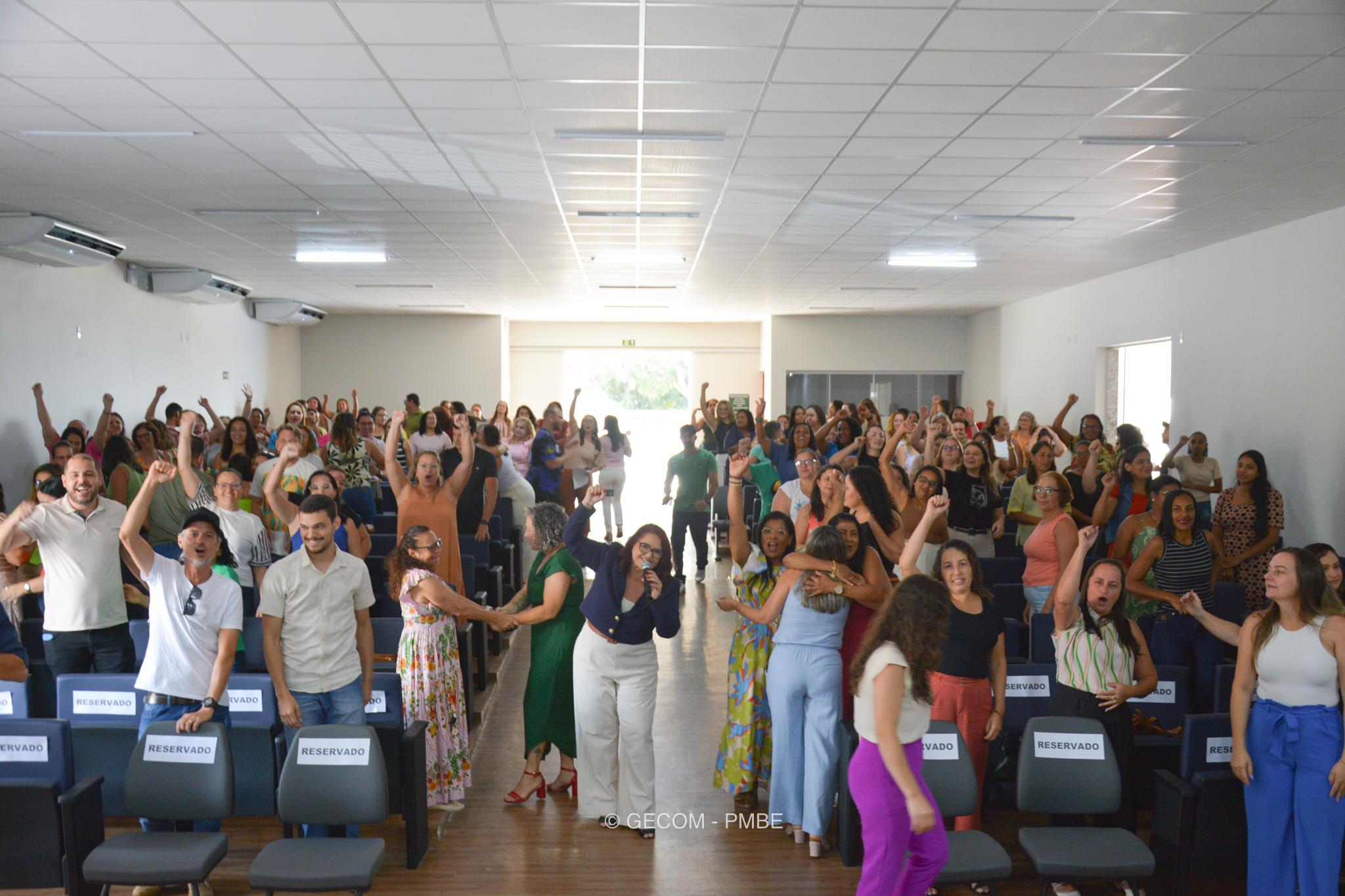 Secretaria Municipal de Educação realiza evento de abertura do ano letivo 2025