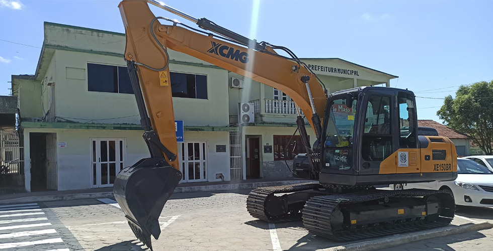 Boa Esperança Recebe Escavadeira Hidráulica para a Agricultura Municipal