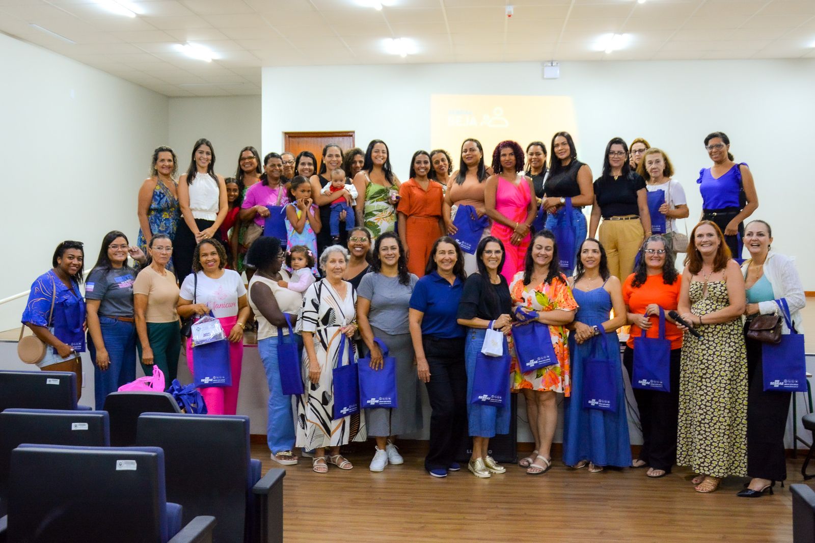 “Elas Movem o Mercado” destaca protagonismo feminino no empreendedorismo em Boa Esperança