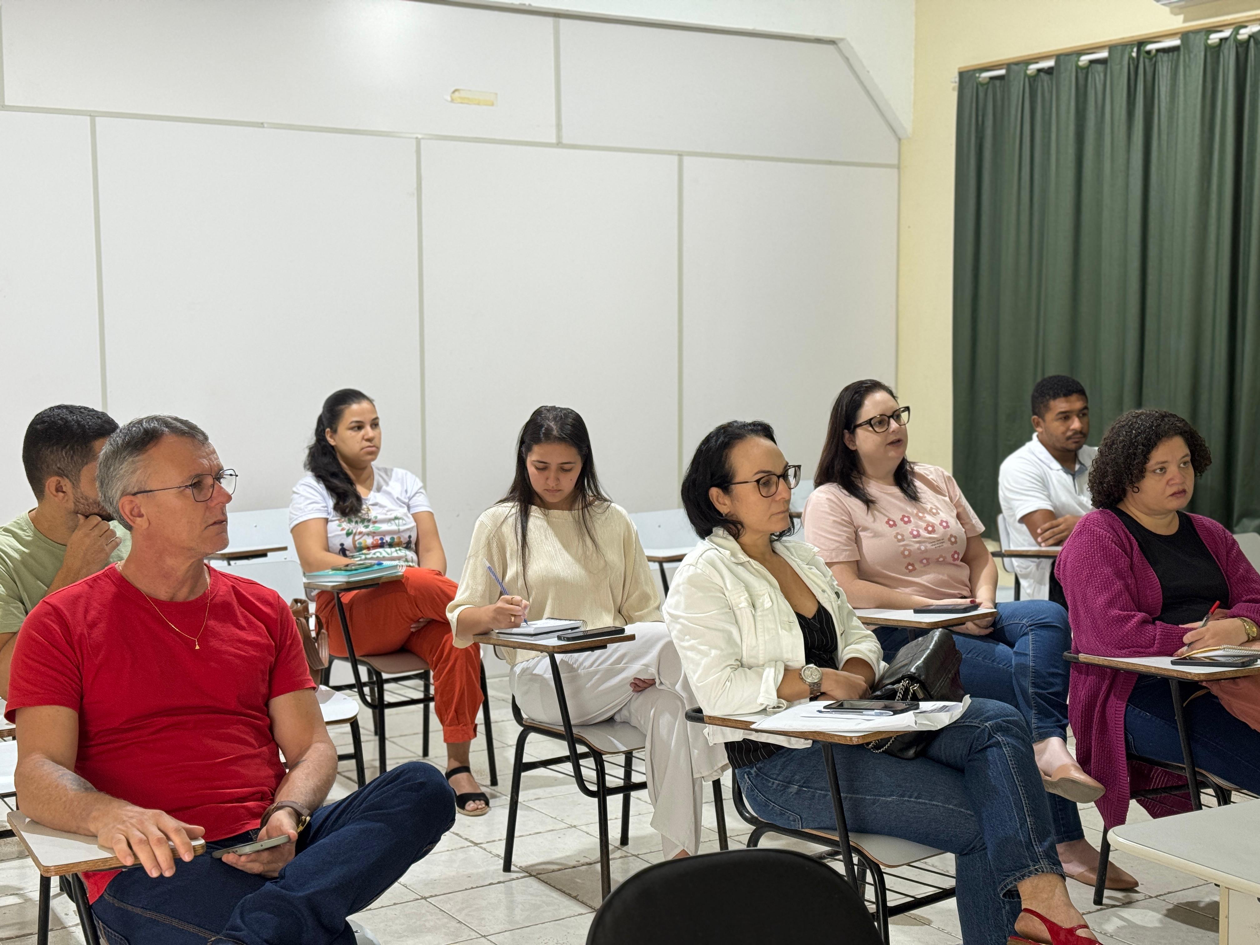 Secretaria de Saúde realiza oficina com profissionais do Grupo Condutor Municipal do Programa Nacional de Controle do Tabagismo