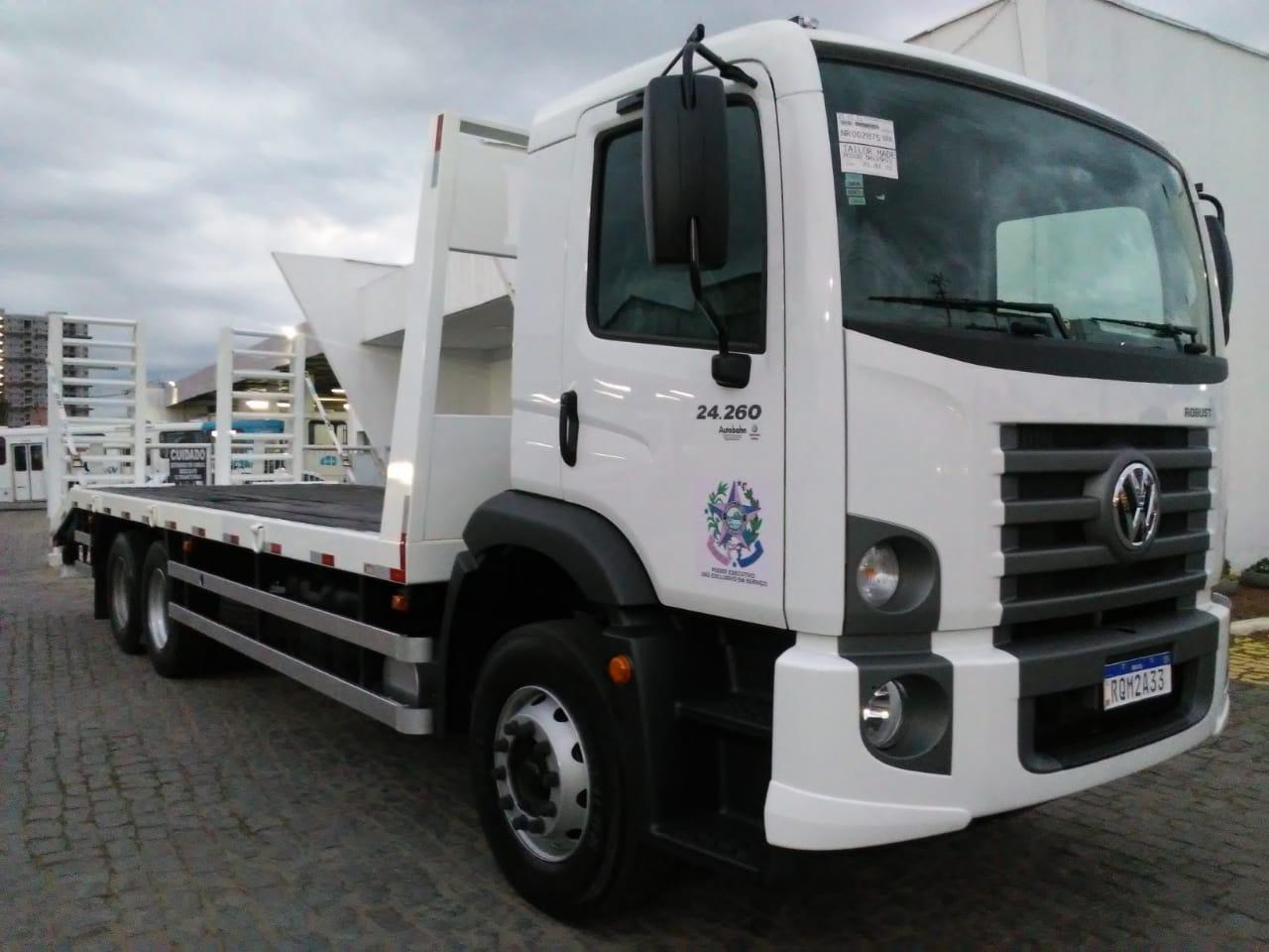Prefeitura de Boa Esperança Recebe Investimento de R$578.800,00 para Aquisição de Caminhão Truck com Prancha